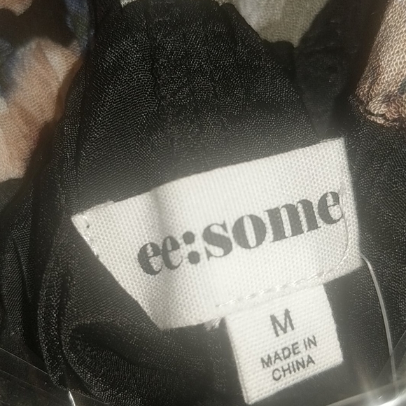 ee:some LAYERED HEM FLORAL PRINT SHORTS - Picture 5 of 5